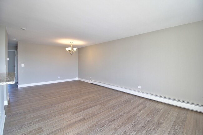 185 N Gregory St in Aurora, IL - Building Photo - Building Photo