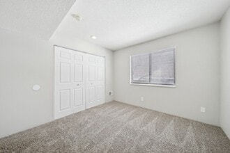 Fox Grove Apartments in Battle Creek, MI - Foto de edificio - Building Photo
