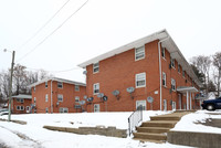 2620-2650 Caprice Ave NW in Canton, OH - Foto de edificio - Building Photo