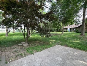 4142 Maine St in Quincy, IL - Building Photo - Building Photo