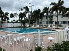 1821 NE 62nd St, Unit 1821 in Fort Lauderdale, FL - Building Photo