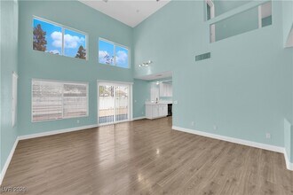 10210 Maltese Cross Ct in Las Vegas, NV - Building Photo - Building Photo