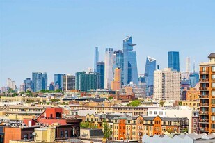 700 Grove St in Jersey City, NJ - Building Photo