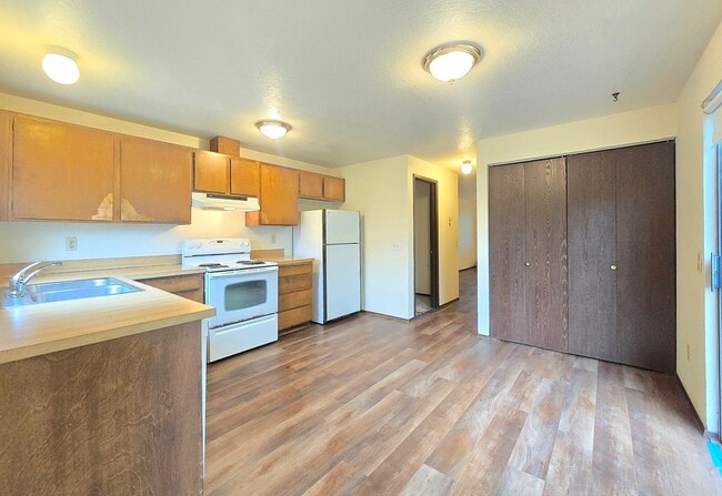 1322 Maple St in Everett, WA - Building Photo - Building Photo