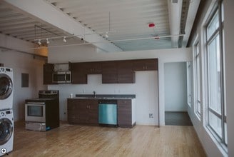 3909 Woodward in Detroit, MI - Building Photo - Interior Photo