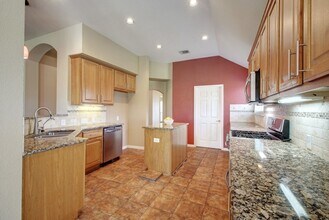 19704 Vilamoura St in Pflugerville, TX - Building Photo - Building Photo