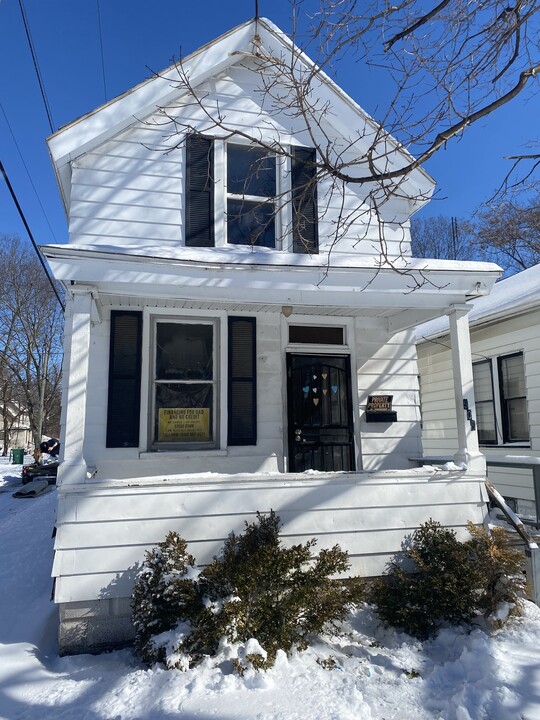 506 Morgan St in Peoria, IL - Foto de edificio