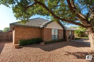 4911 Sherwood Dr in Midland, TX - Foto de edificio - Building Photo