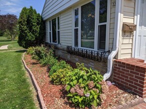 554 Robertson St in Wauwatosa, WI - Building Photo - Building Photo