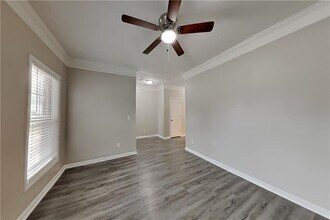 1975 Sterling Creek Ct in Snellville, GA - Building Photo - Building Photo