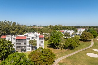 Pine Island Ridge Condominiums in Davie, FL - Building Photo - Building Photo