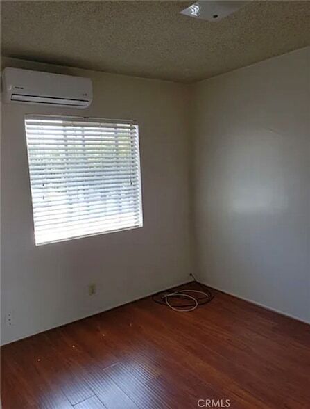 15 E Los Higos St in Alhambra, CA - Building Photo - Building Photo