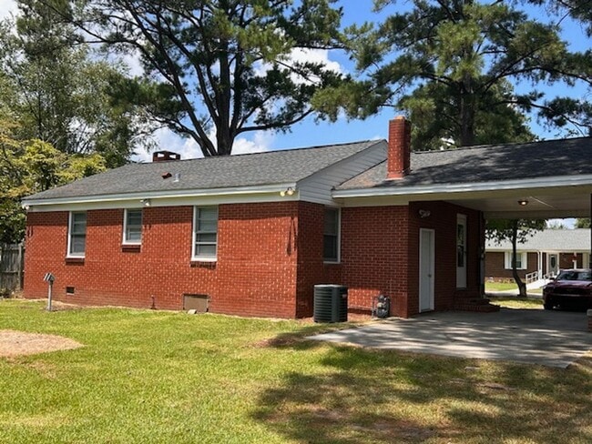 503 W 22nd St in Lumberton, NC - Building Photo - Building Photo