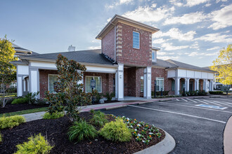 Cantare at Indian Lake Village in Hendersonville, TN - Building Photo - Building Photo