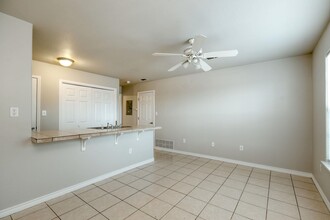 107C Castleberry Ct in Bertram, TX - Foto de edificio - Building Photo