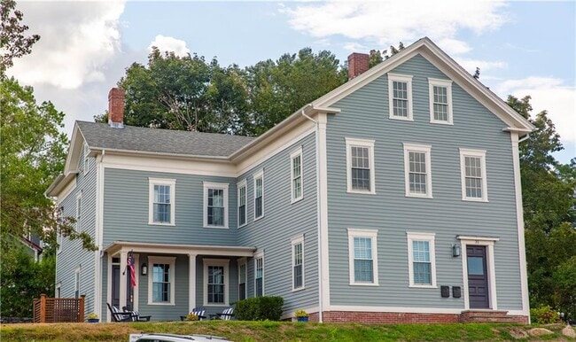 property at 31 Peirce St