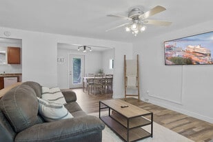 1213 Langlade Ave in Green Bay, WI - Building Photo