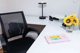 4029 Stonehaven Rd in South Euclid, OH - Building Photo