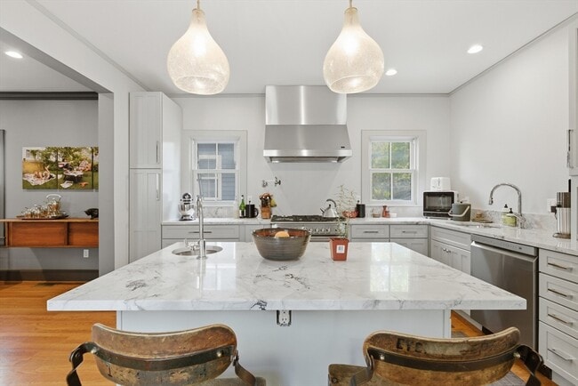 property at 32 Tremont St