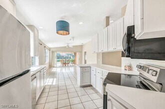 4986 Ventura Ct in Naples, FL - Building Photo - Building Photo