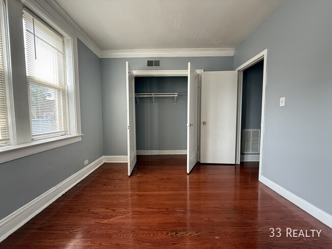 property at 2751 N Lavergne Ave