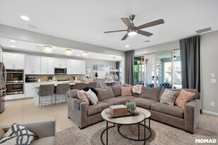 4060 S Thistle Dr in Chandler, AZ - Building Photo