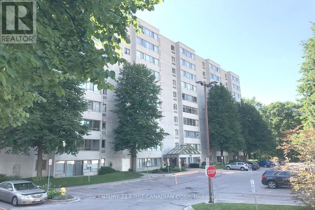 property at 570 Proudfoot Ln