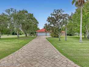 4304 Long Lake Rd in Melbourne, FL - Building Photo - Building Photo