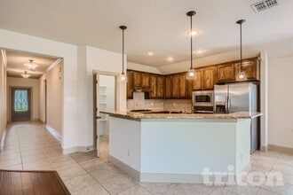 178 Charleston Ln in Royse City, TX - Foto de edificio - Building Photo