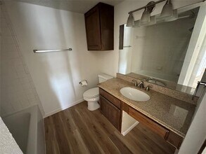 7413 Bogart Dr in North Richland Hills, TX - Foto de edificio - Building Photo