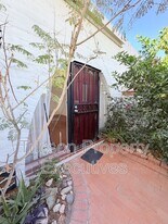 629 W Las Lomitas Rd in Tucson, AZ - Building Photo