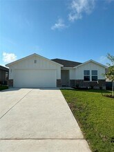 501 Double Vision Rd in Jarrell, TX - Building Photo - Building Photo