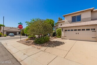 1012 E Linda Ln in Gilbert, AZ - Building Photo - Building Photo