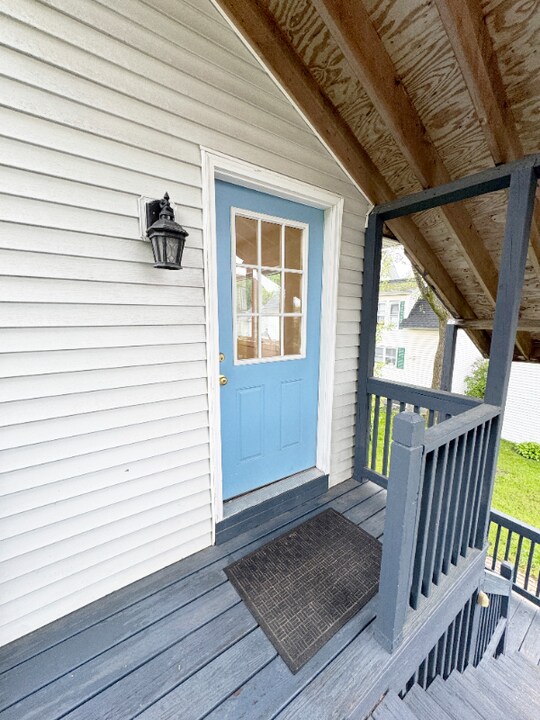 13 Clinton St in Concord, NH - Building Photo