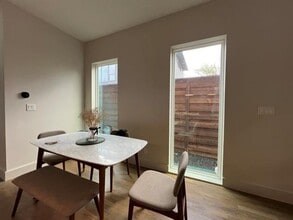 4537 Lafayette St in Dallas, TX - Building Photo - Building Photo