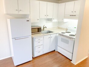 Harvard House in Seattle, WA - Building Photo - Building Photo