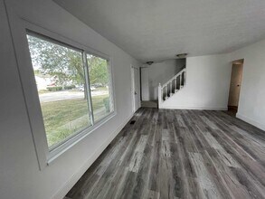 5265 Captains Ct in Columbus, OH - Building Photo - Building Photo