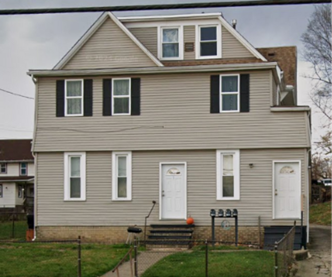 property at 231 Dueber Ave SW