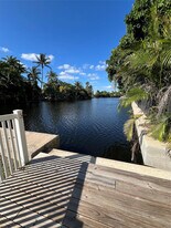 1814 E Oakland Park Blvd in Fort Lauderdale, FL - Building Photo