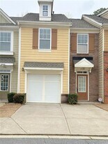 2089 Lakeshore Overlook Dr in Kennesaw, GA - Building Photo