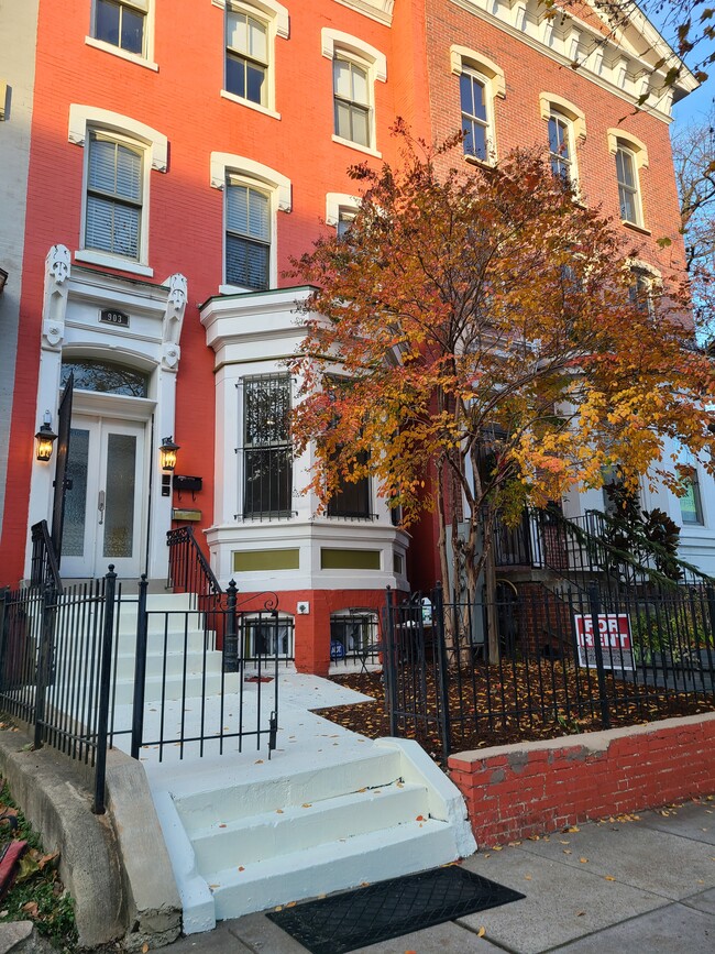 903 R St NW Rentals in Washington, DC