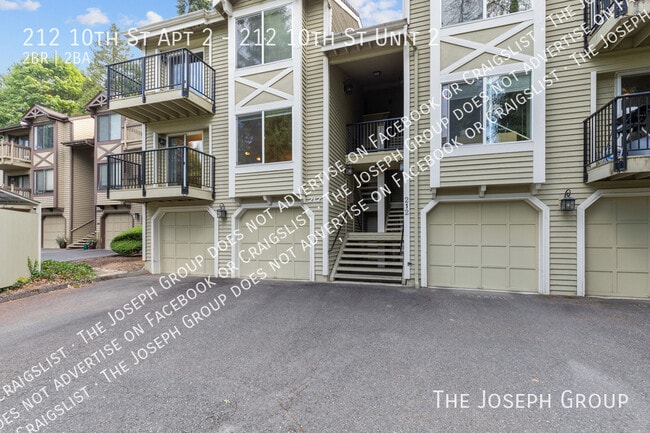 property at 212 10th St