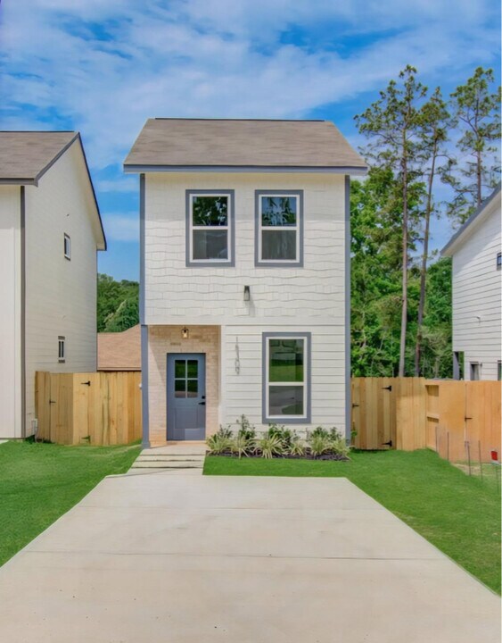 15309 Coaltown Rd in Willis, TX - Foto de edificio