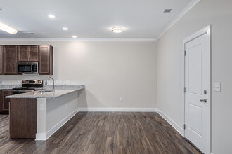 The Residences at Potomac Crest in Stafford, VA - Building Photo - Interior Photo