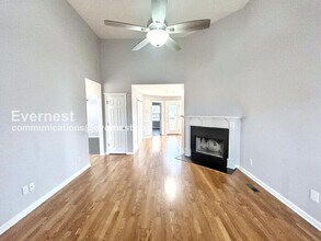 1808 Lakewood Village Dr in Nashville, TN - Building Photo - Building Photo