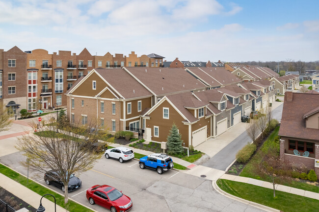 Triumph Court Townhomes in South Bend, IN - Building Photo - Building Photo