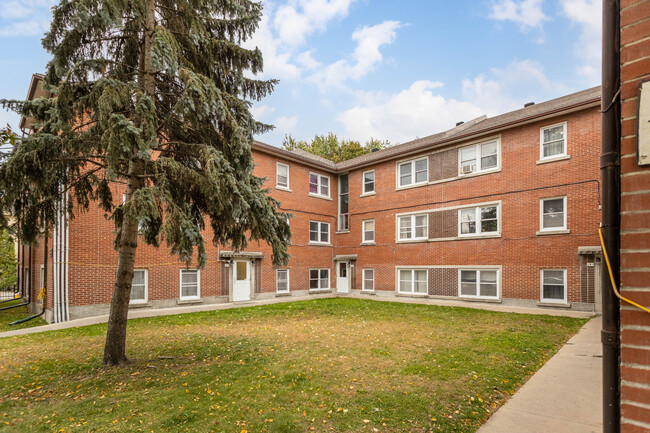 141 45E Av in Montréal, QC - Building Photo - Building Photo