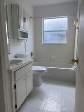 1255 E Cleveland St in Apopka, FL - Building Photo - Building Photo