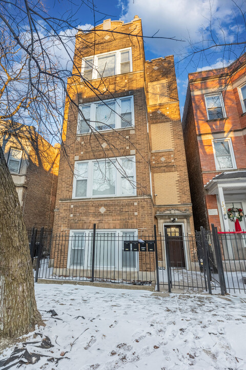 1321 S Millard Ave in Chicago, IL - Building Photo