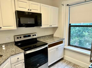 475 Beacon St, Unit 6 in Boston, MA - Building Photo - Building Photo